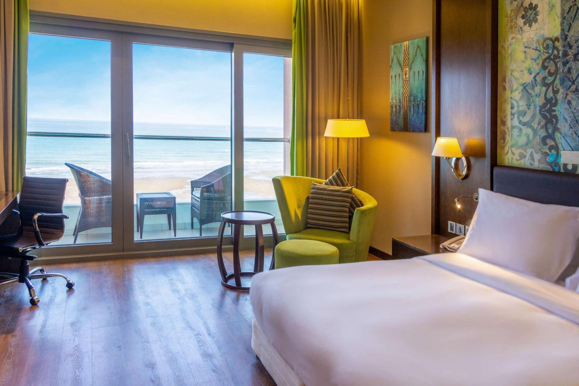 Radisson Blu Hotel & Resort, Suhár Exteriér fotografie
